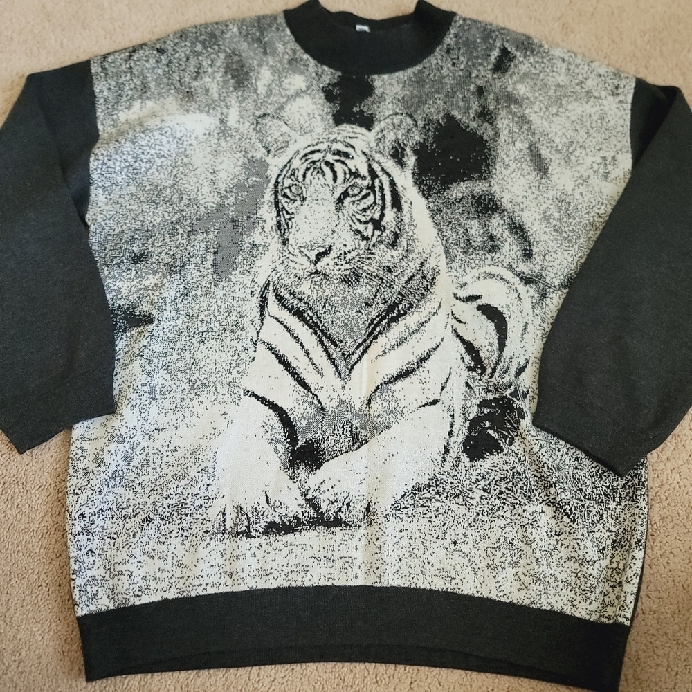 NWT St. John Wool Blend Tiger Sweater L